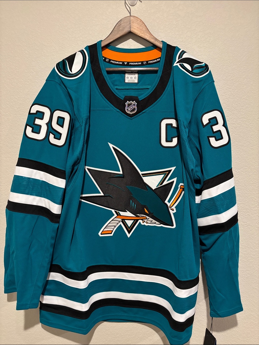 Fanatics Authentic Premium San Jose Sharks Jersey. #39 Couture .Size 60 (XXXL)